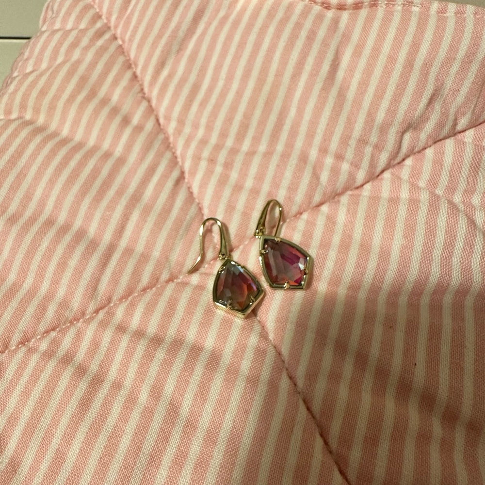 Kendra scott earrings